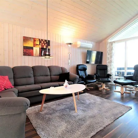 M12023-vaeggerlose-marielyst-strandpark-33 * Bøtø By